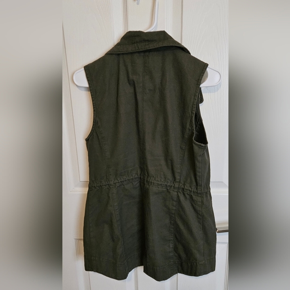 American Rag green vest - Picture 4 of 5
